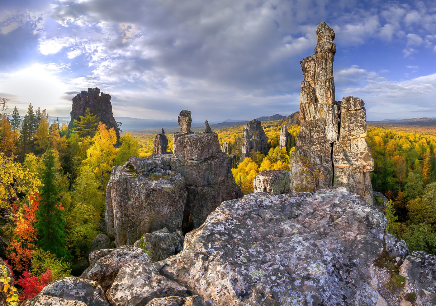 Тирлян и каменный город